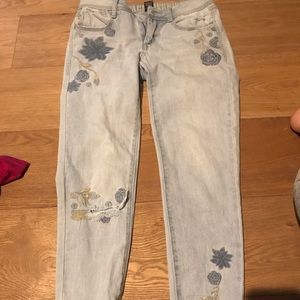 Flower blue jeans